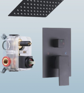 Moderno juego de grifo de banera y ducha negro