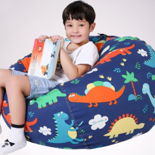 Bolsa en forma de puf para guardar juguetes de peluche