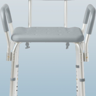 Silla de ducha con respaldo y brazos acolchados color gris